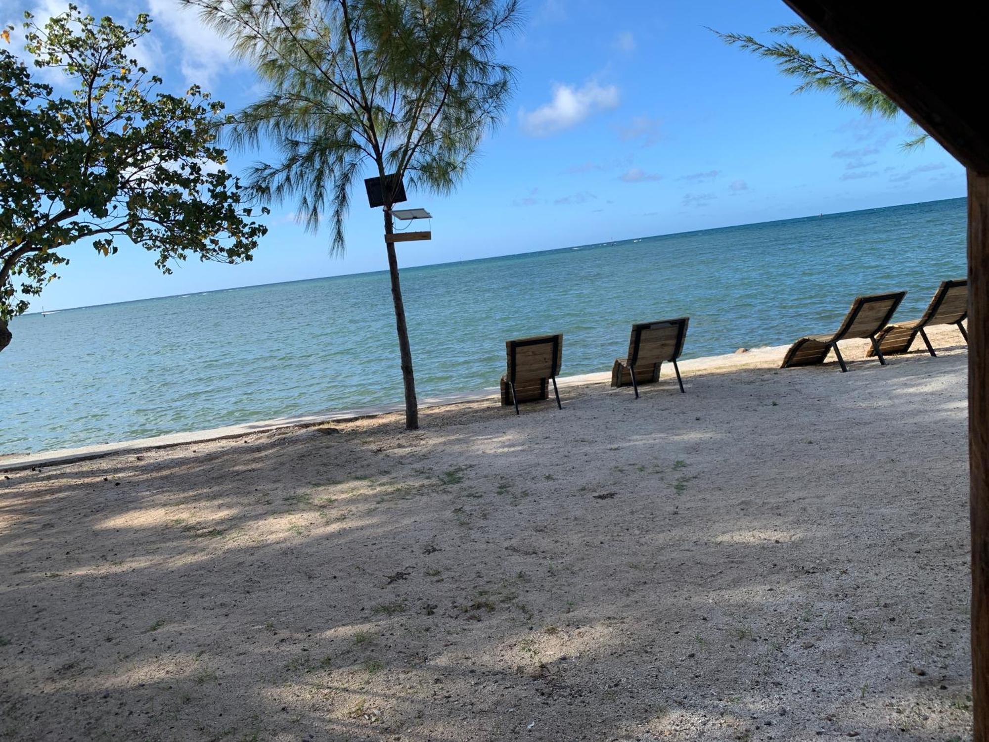 Bon Vivant Front De Mer - Ile Rodrigues Port Mathurin Luaran gambar